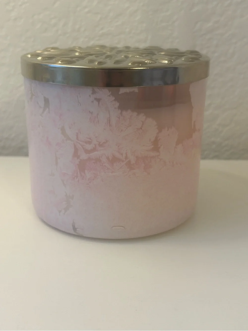 Bath & Body Works Champagne Toast Scented Candle - Snowflake lid